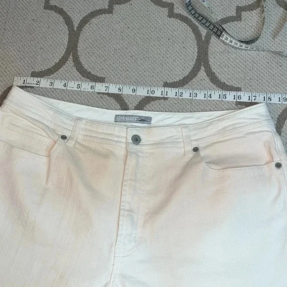 Chico’s Platinum Denim Quartz Original Fit Ombré Jeans, 16 short - Picture 7 of 15